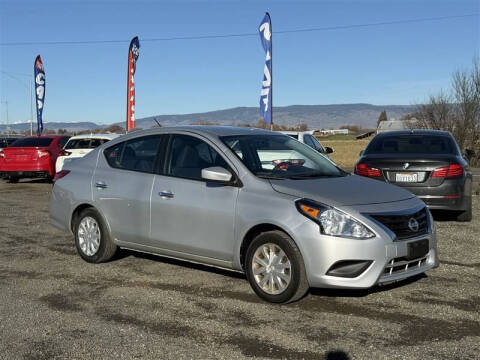 2018 Nissan Versa