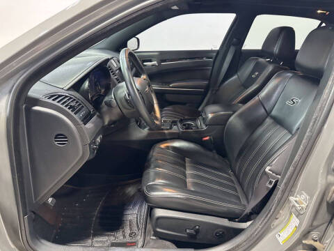 2018 Chrysler 300 S