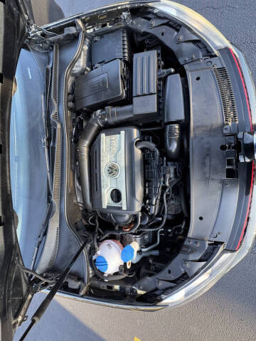 2011 Volkswagen GTI Base PZEV