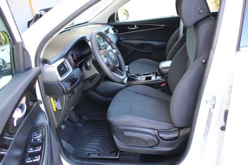 2017 Kia Sorento LX V6