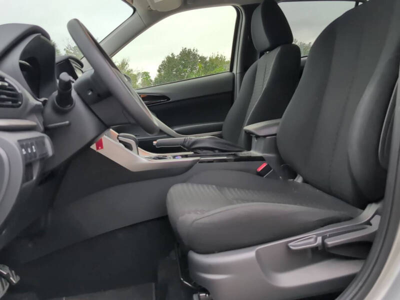 2024 Mitsubishi Eclipse Cross ES