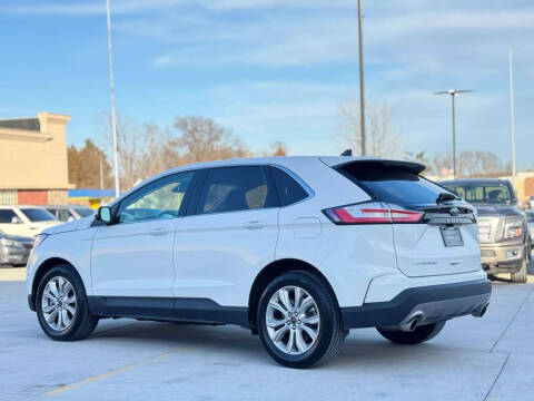 2023 Ford Edge Titanium