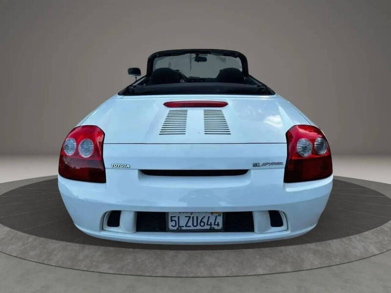 2005 Toyota MR2 Spyder