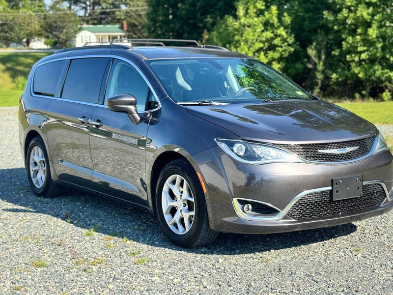 2018 Chrysler Pacifica Touring Plus