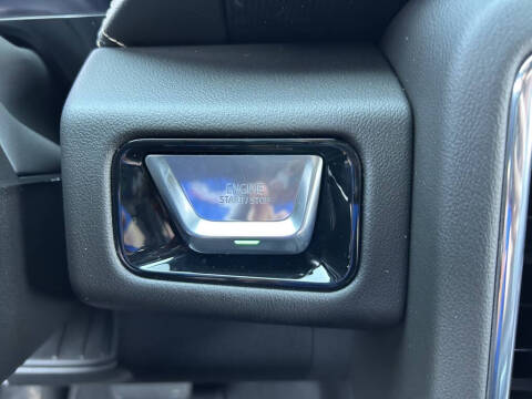 2025 GMC Yukon Elevation