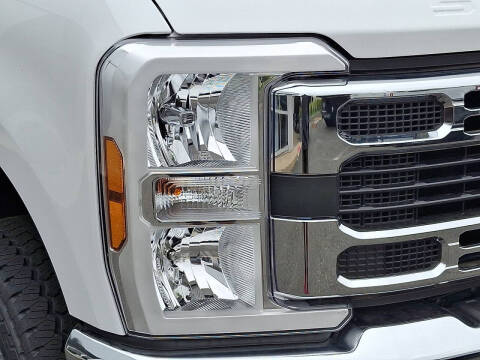 2025 Ford F-350 Super Duty XL