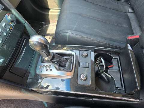 2017 Infiniti QX70