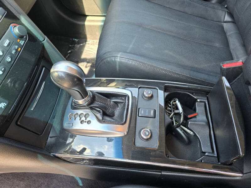 2017 Infiniti QX70