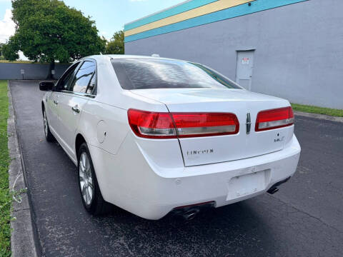 2012 Lincoln MKZ