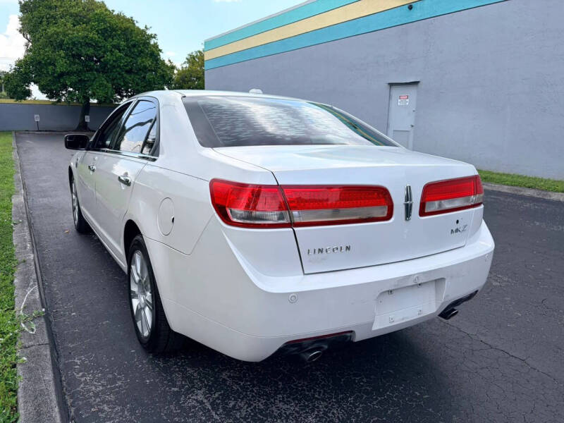 2012 Lincoln MKZ
