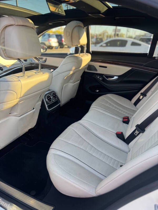 2015 Mercedes-Benz S-Class S 550