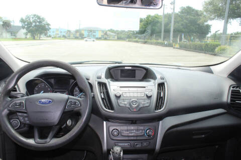 2017 Ford Escape S