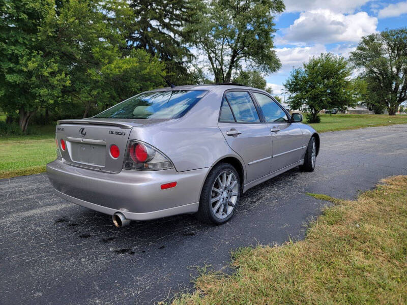 2004 Lexus IS 300