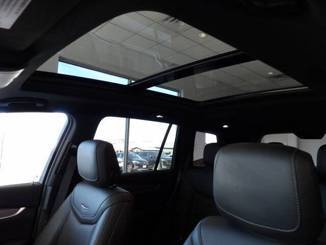 2024 Cadillac XT6 Luxury