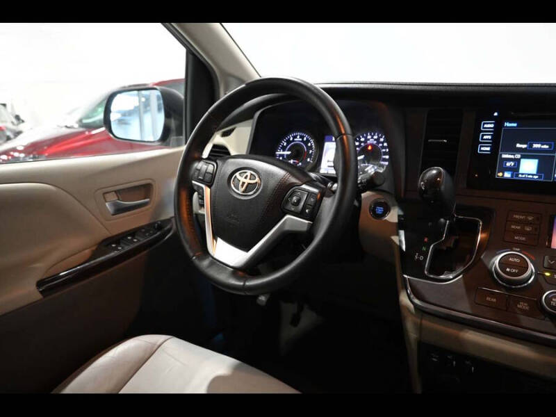 2017 Toyota Sienna