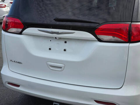2021 Chrysler Voyager LXi