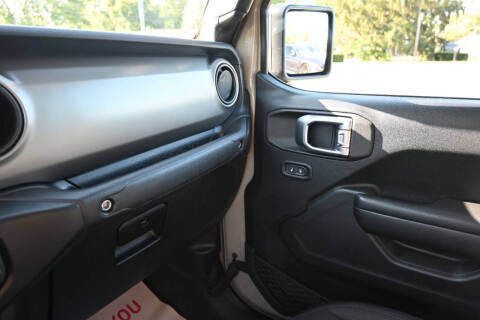 2020 Jeep Gladiator Sport