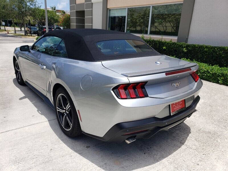 2024 Ford Mustang 24