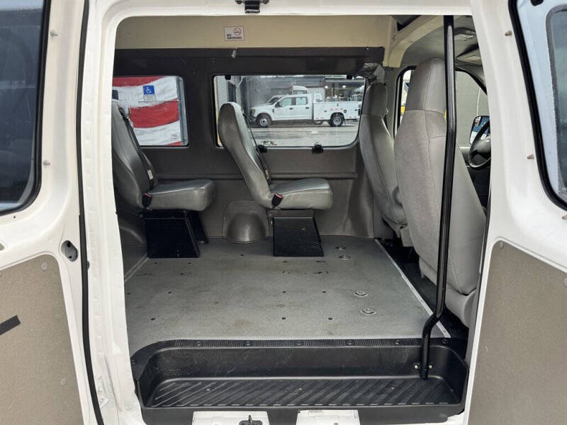 2013 Ford E-Series E-150