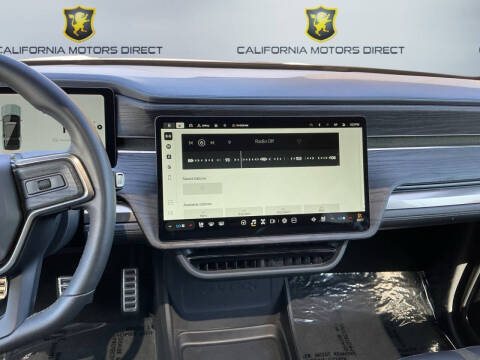 2024 Rivian R1S