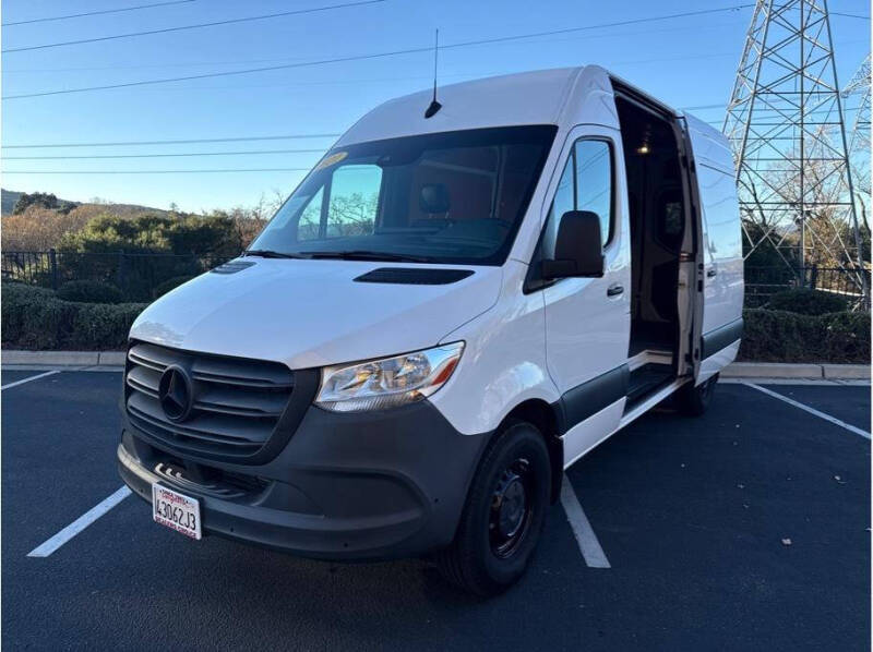 2021 Mercedes-Benz Sprinter 2500 Gas 144 WB's photo