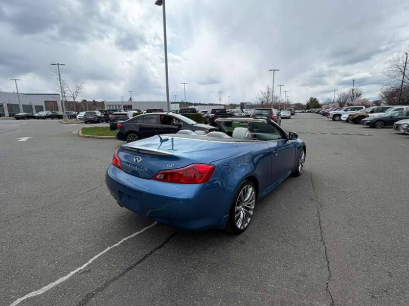 2011 Infiniti G37 Convertible