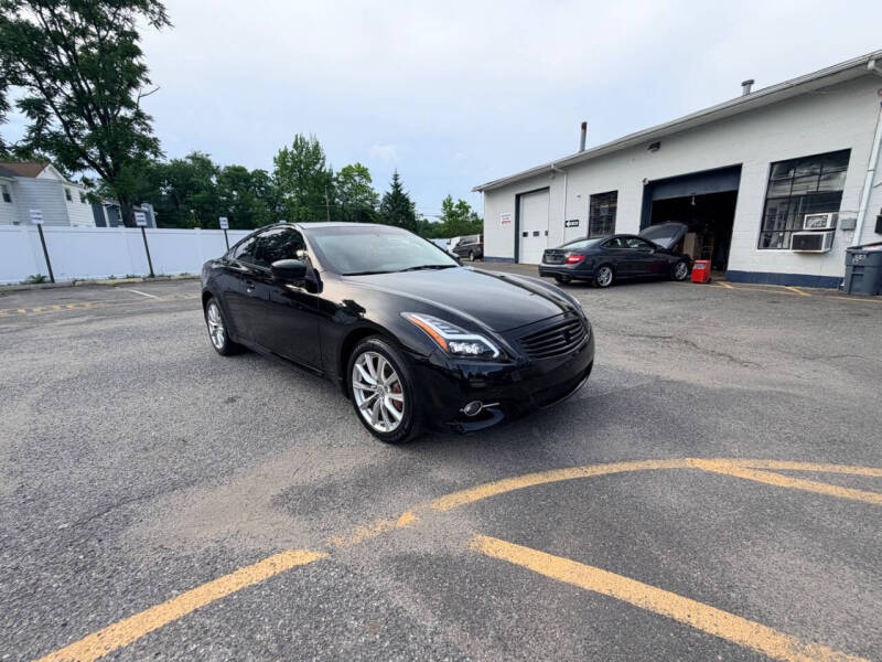 2011 Infiniti G37 Coupe x