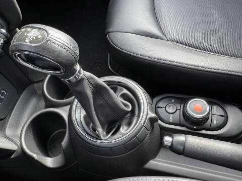 2016 MINI Hardtop 4 Door Cooper