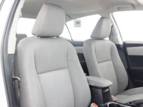 2015 Toyota Corolla LE Plus