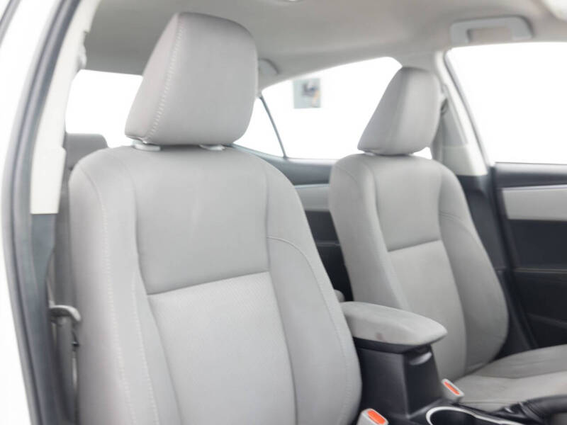 2015 Toyota Corolla LE Plus