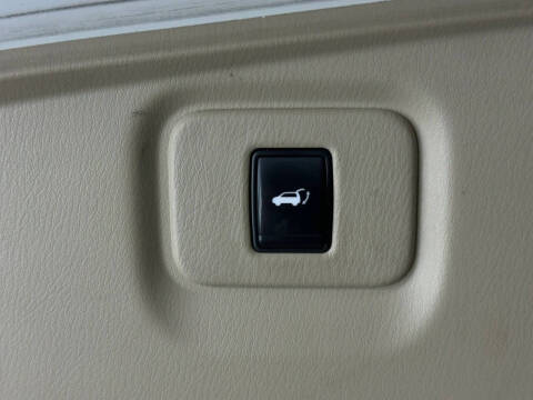 2013 Nissan Pathfinder Platinum