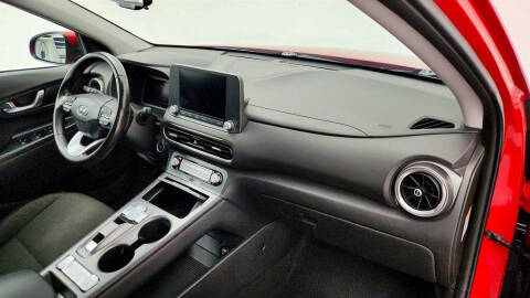 2022 Hyundai Kona Electric SEL