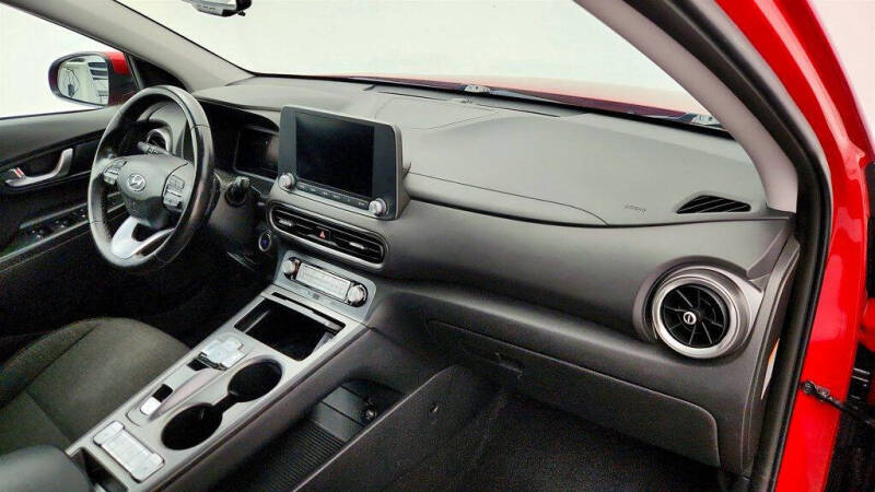 2022 Hyundai Kona Electric SEL