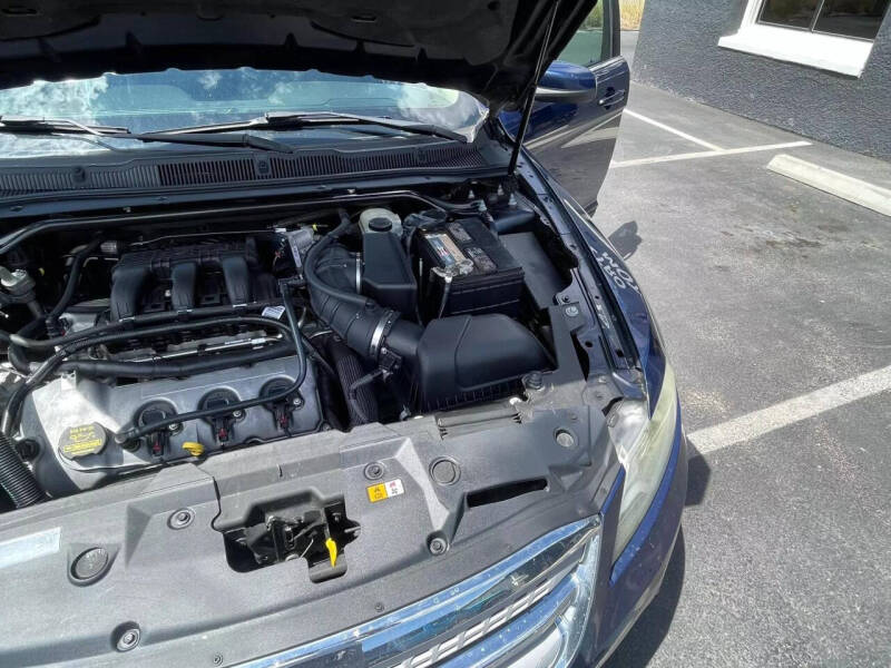 2012 Ford Taurus SEL