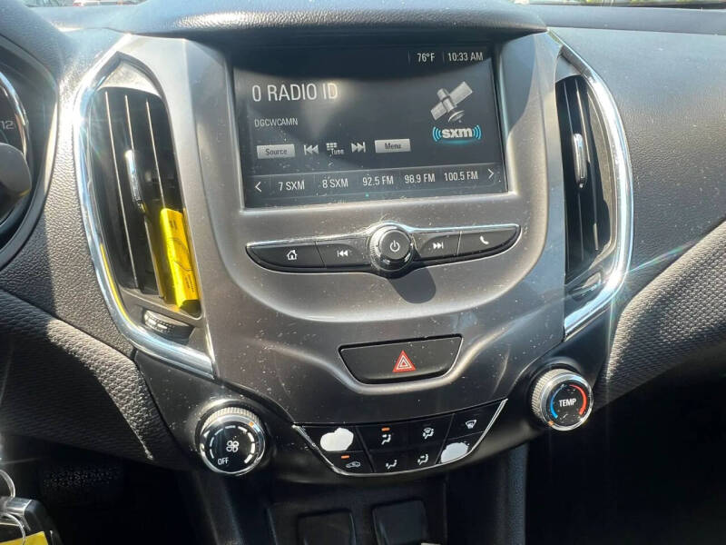 2018 Chevrolet Cruze LT Auto