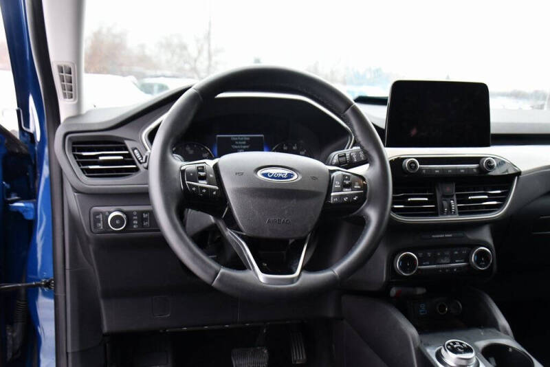2022 Ford Escape Hybrid SEL
