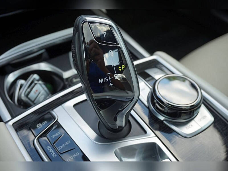 2019 BMW 7 Series 750i