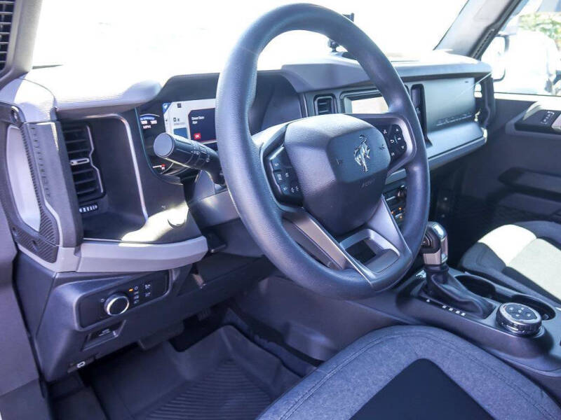 2022 Ford Bronco Base Advanced