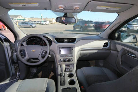 2017 Chevrolet Traverse LS