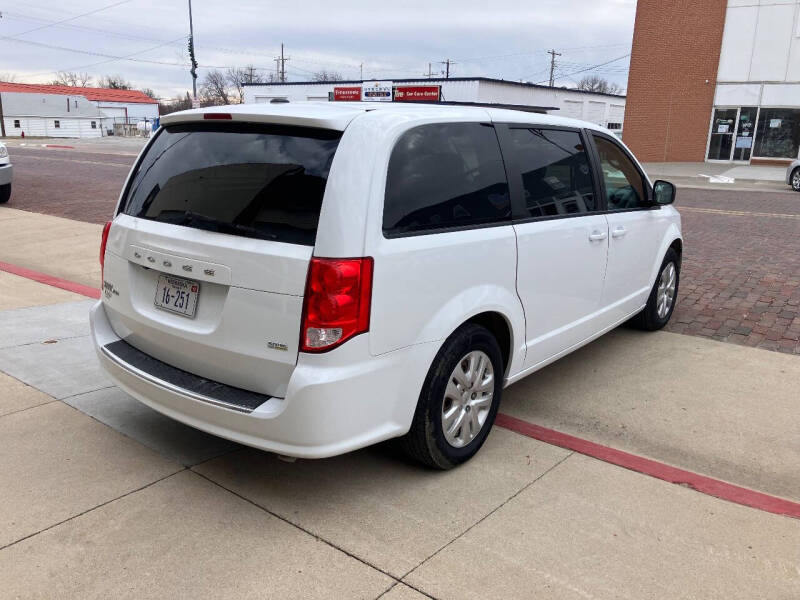 2018 Dodge Grand Caravan SE