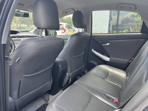 2012 Toyota Prius Two