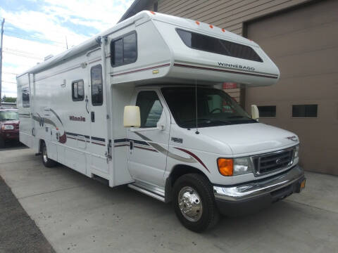 2005 Winnebago Minnie M-31C for sale at Just Used Cars in Bend OR