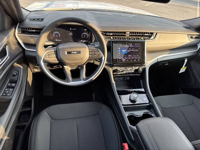 2025 Jeep Grand Cherokee L Laredo X