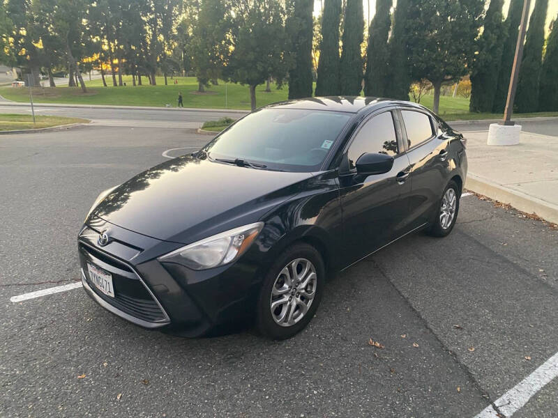 2017 Toyota Yaris iA Base