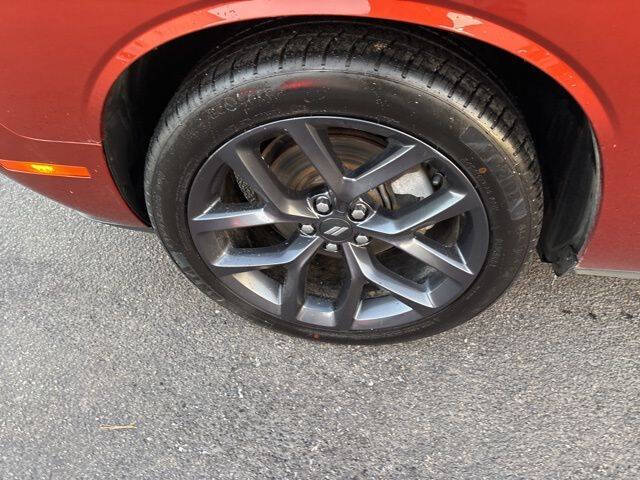 2021 Dodge Challenger SXT