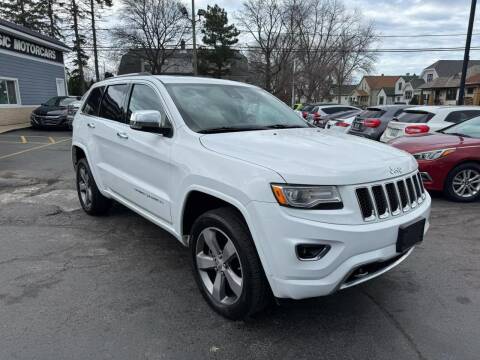 2015 Jeep Grand Cherokee for sale at CLASSIC MOTOR CARS in West Allis WI