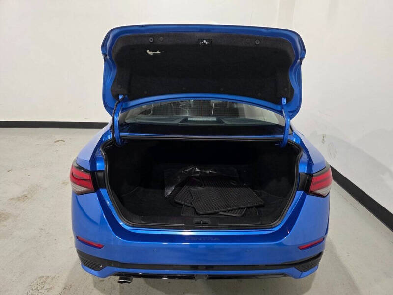 2025 Nissan Sentra SR