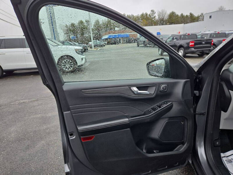 2023 Ford Escape Platinum