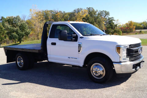 2018 Ford F-350 Super Duty for sale at KA Commercial Trucks, LLC in Dassel MN