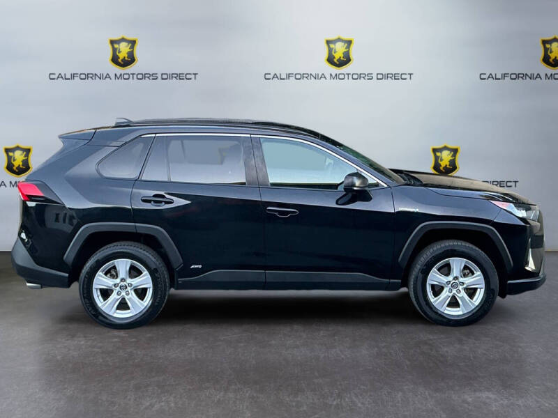 2020 Toyota RAV4 Hybrid LE